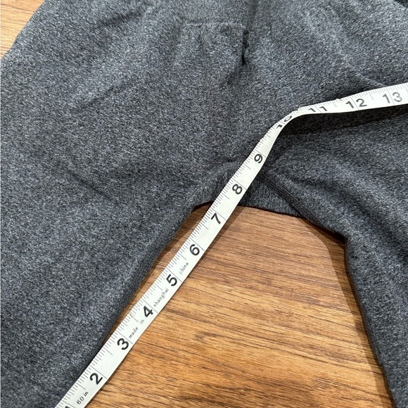 NVGTN seamless biker shorts size S - Picture 8 of 8